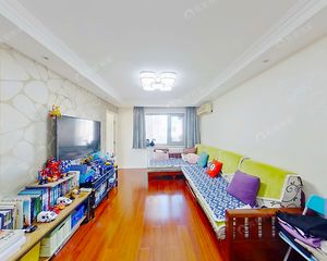 满五年中石化自管楼,可当三居室,楼道整洁
