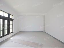 龙湖天街旁临D铁 新城香悦半岛联排别墅 法式风格 干挂大理石