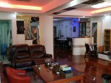 欢乐精品园 高楼层采光充足 购物方便 产权清晰 南向采光好