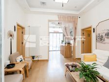 南北通透京师园5室1厅精装修