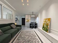 实验学区市中心老体育中心水产市场一梯两户人车分流