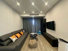 渝北区 香港置地约克郡壹号湖畔 三房 180万