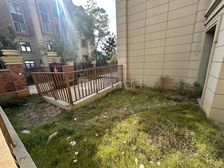 中铁龙盘湖世纪山水五区别墅 4室 毛坯 楼层好 视野无遮挡