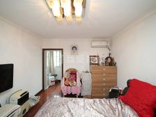 纯电梯房+精装修拎包入住+有车位+真如文英.诚意