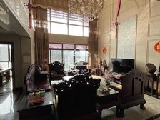 看青秀山景观 中空豪装楼中楼 业主抛售 带2个车位 去哪找