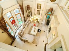 中轴路上东边边户!精装样板间!南客厅挑空!有钥