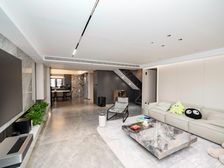 (新上房源)空间布局合理,和谐有序,清新空气自由穿行!