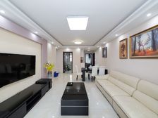 (新上房源)新出房源 采光好 户型南北通 位置安静 满五年送