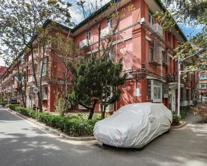 劳动关系学院 两居室 南北向 低楼层 出行方便 采光好