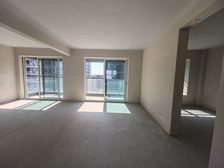 维科水岸春晖3室2厅2卫南朝向380.0万元/套出售