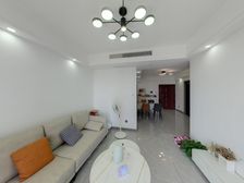 中间户型,好两房朝南,精装修自住,保养好、采光好