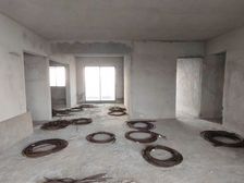 德信华城 毛坯4房 朝南双阳台 通风采光好 看房电话联系