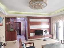 德信华城 精装4房 电梯中层 南北对流 看房电话联系