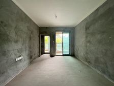 渝北区 远洋九公子 三房 93万