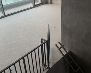楼层好,视野好,看江。
