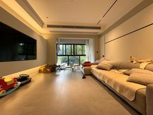 照母山玥湖园 精装三房小高层 小区环境 出行方便