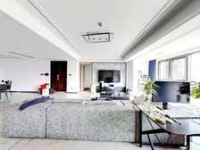 中国铁建花语江湾.大平层全新精装修,交通便利,设施齐全