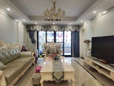 江北区 万科悦湾南区 四房 207万