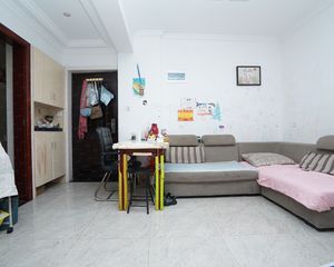 房东自住经济适用,金沙湖·江景家园2室