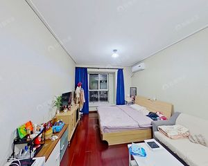 高品质社区+紧挨地铁口+上陈经伦+ 南向开间+业主急售