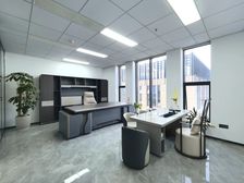 研发园精装办公室带家具326平另有多种面积出租