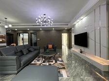 南岸区 融侨花漫庭 四房 170万