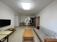荣和山水绿城三期 3房2厅72万