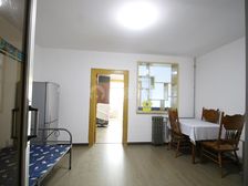 西潞园四里 · 正规一室一厅 · 低楼层 · 明厨明卫