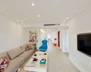 7号线新街口,大户型豪华装修65万拎包入住,诚售面谈!!
