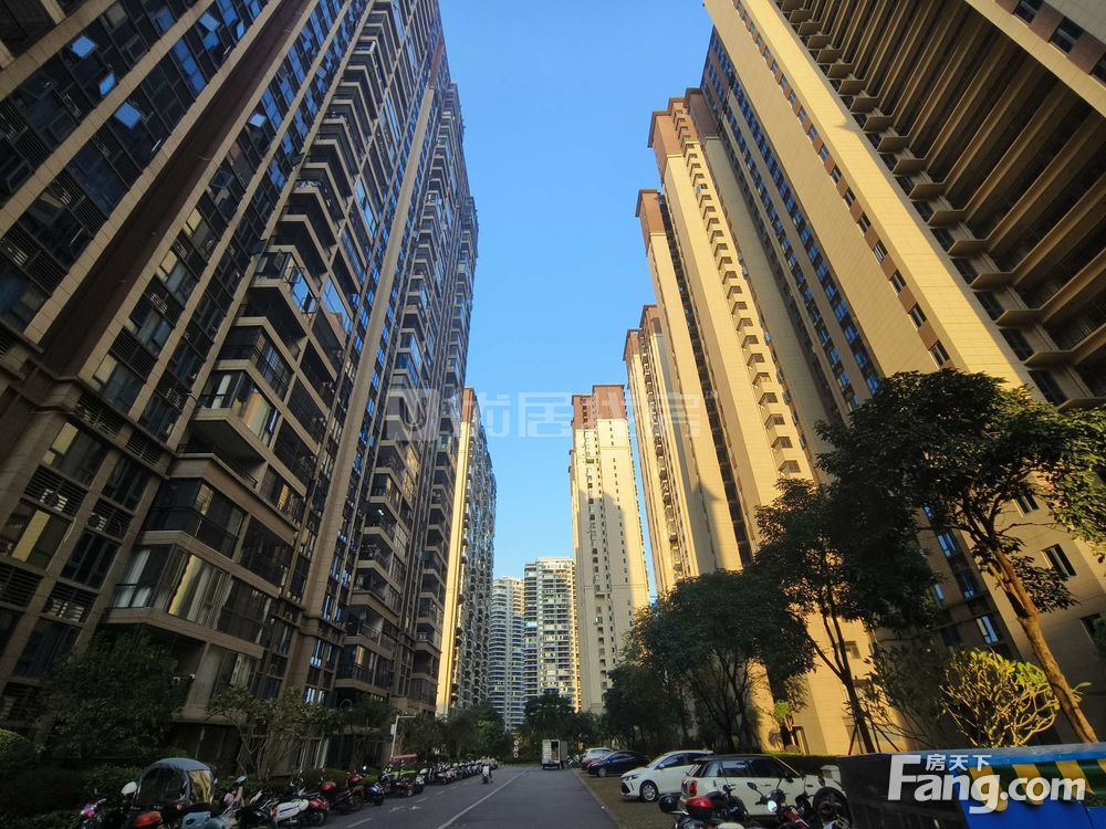 小区相关图