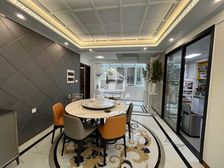 大自然花园6房2厅680万