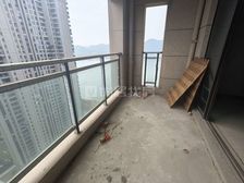 4室中建宜昌之星三期180万朝向南满两年