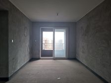 大渡口区 融创春晖十里阅峰庭 三房 57万