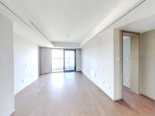 雅戈尔江上精装交付,全屋地暖全新未入住