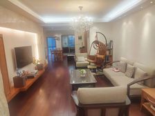 常青藤小城3室2厅2卫南朝向322.0万元/套出售