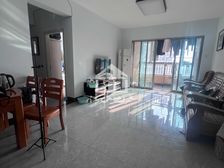 西大商圈,业主诚心出售,户型方正,采光通风好i