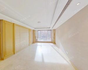 上地桥东,高品质小区,业主诚意出售,看房方便。