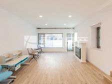 香江花园4室3厅精装修