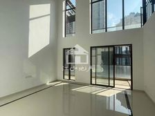 保利君悦湾旁洋房精装楼中楼挑高大厅带大露台