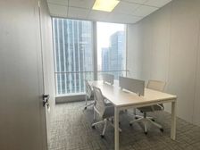 环贸广场新鸿基 朝南2个隔断带家具,费用全包,有食堂