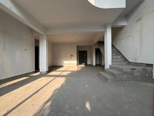 急售渝中叠拼带露台送双车位丶门口地铁近天街