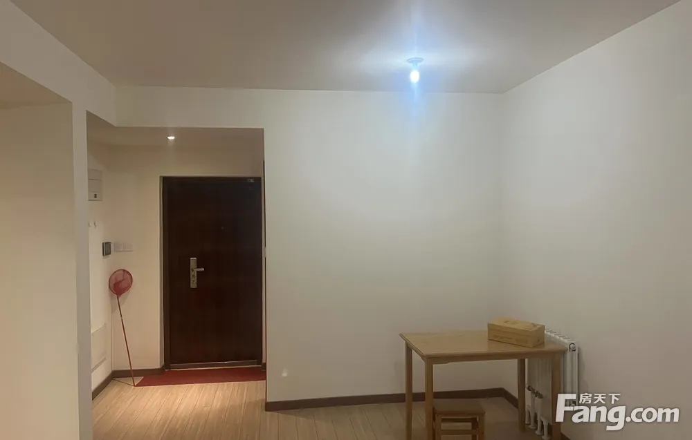 正南 吉宝季景铭郡 2室2厅 精装修