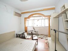 单价破4.3W,健身楼层南北全明户型,小区中间位置,近地鉄