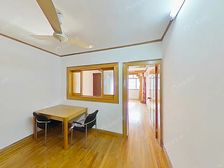 3楼。喝地下水,南北通透采光充足。只要你想买·业主愿意和你谈