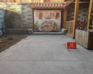 远大美域5室5厅精装修