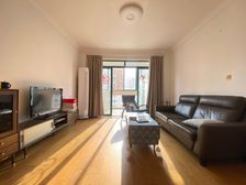 A(小区总价蕞低,业主急售,还能谈)位置安静,满五年维一