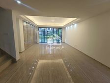 兴宁东,凤岭北隔壁,电梯板楼 复式洋房 带前后大花园