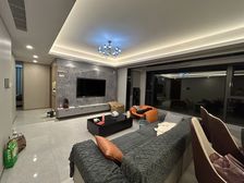 星湖湾3室2厅2卫南朝向340.0万元/套出售