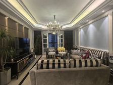 金桥水岸花园4室2厅2卫南朝向245.0万元/套出售