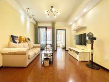 商圈正规次新小区两房,安心卖,价格可谈